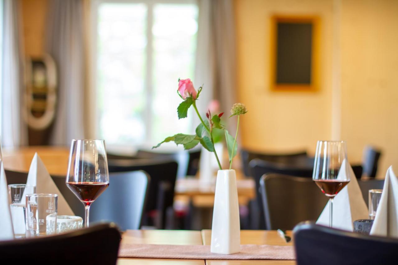 Restaurant Pension Betschart Schwyz Esterno foto